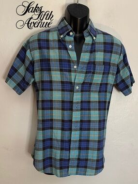 Saks Fifth Avenue Short Sleeve Button Down Medium Gently worn 100% cotton